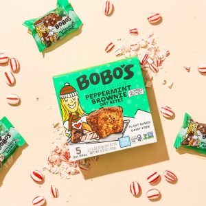 Peppermint Brownie Oat Bites